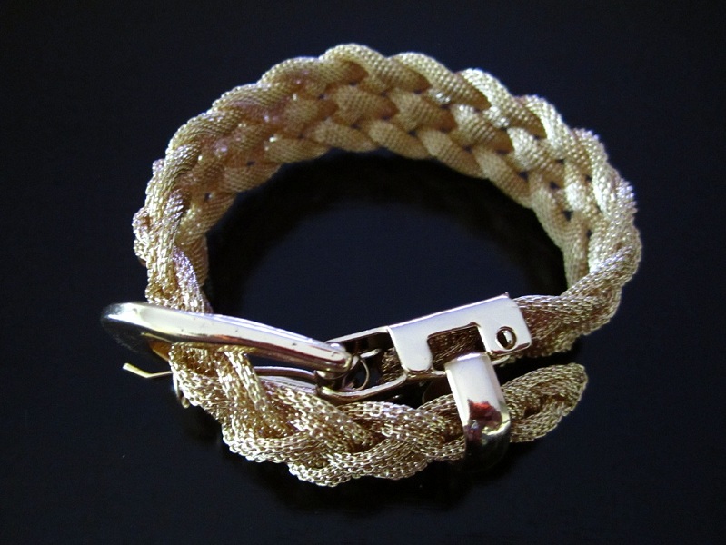 Zeta Belt Buckle Weaved Mesh Bracelet - More Colors