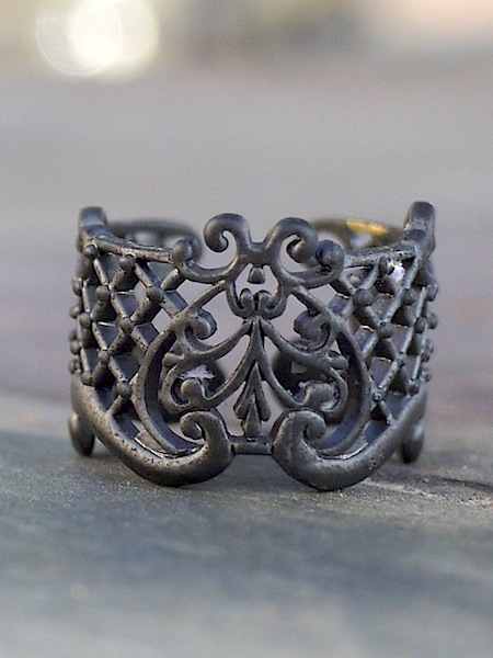 Thai Lattice Ring - Iron