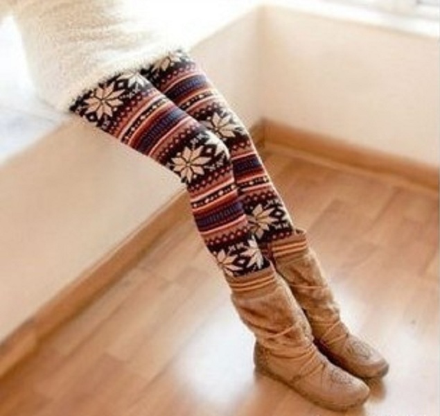 Ingrid Snowflake Leggings - Brown - Click Image to Close