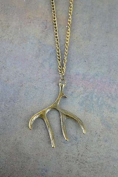 Antler Pendant Necklace - Long - Click Image to Close