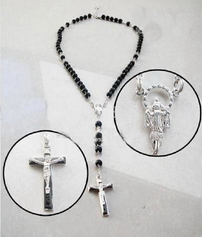Beckham Sterling Silver Rosary Necklace - Click Image to Close