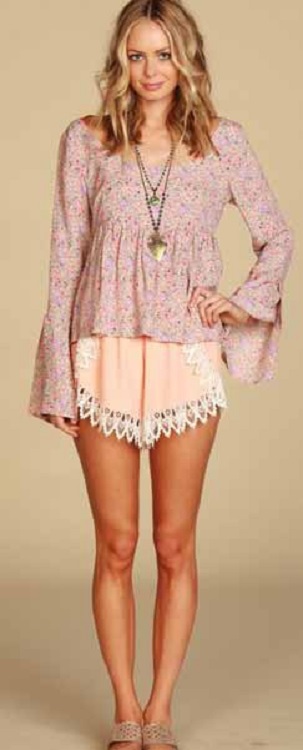 Lucy Love Scallop Lace Shorts - Georgia Peach - Click Image to Close